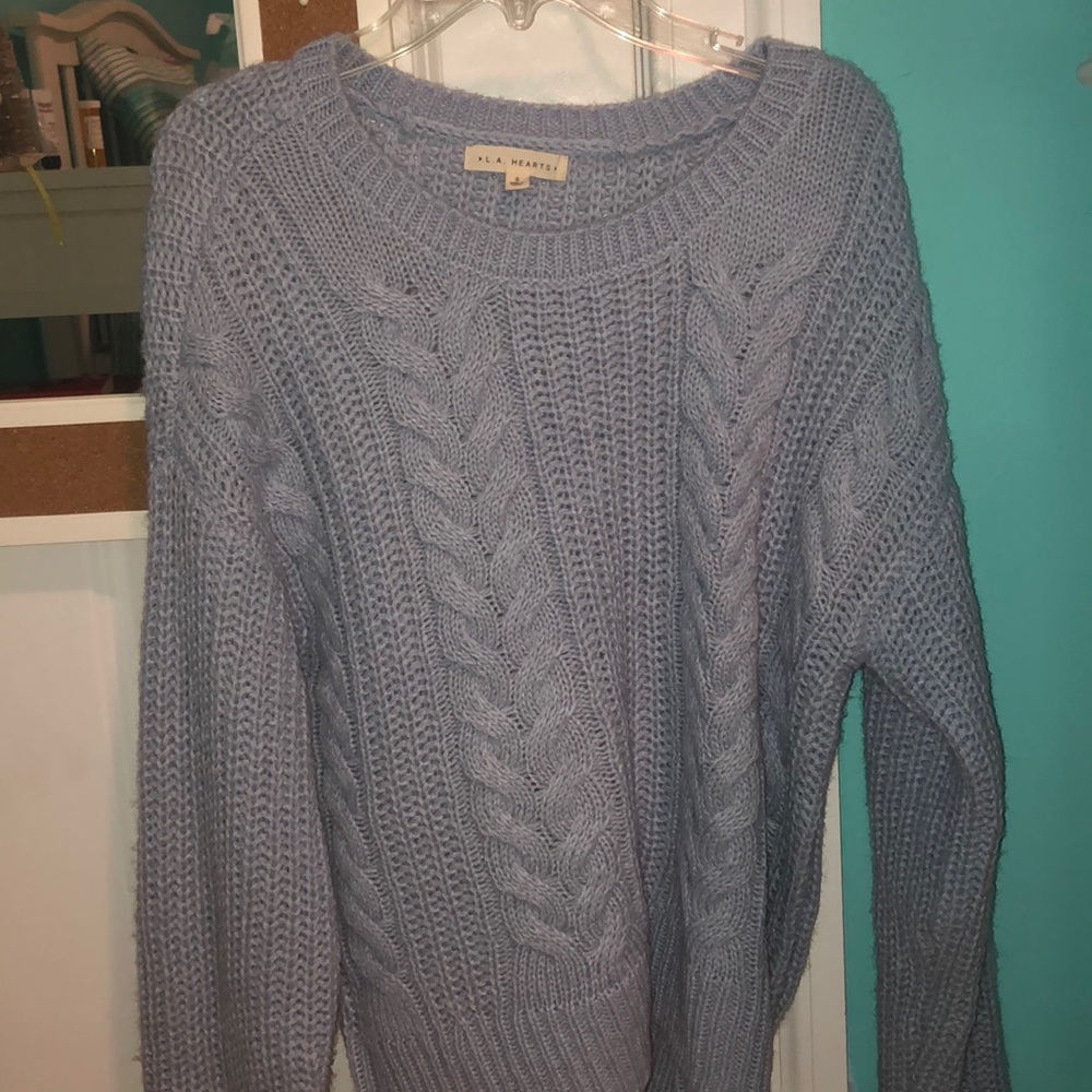 LA hearts sweater